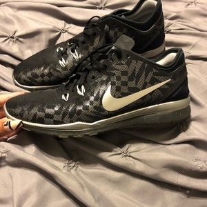 Black & Silver Nike Running Shoes